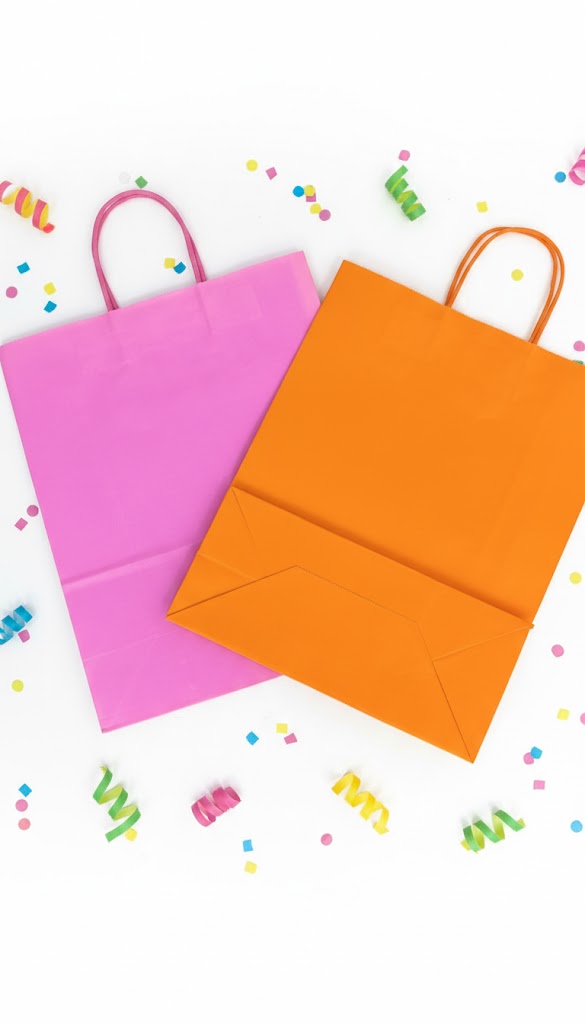 Colorful Paper Gifts Bags 33x26cm Collections